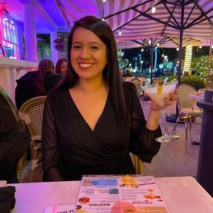 Meet your Posher, Monica